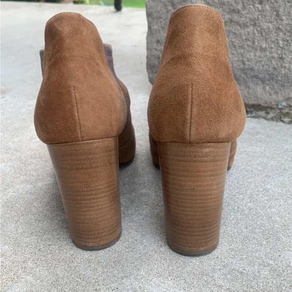 Aquatalia Suede Tan/Grey Ankle Booties, Block Heel Women’s size 9 Made in Italy - Picture 5 of 11